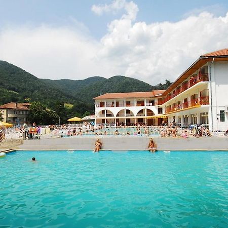 Sara'S Sons Hotel Baile Herculane Exterior photo